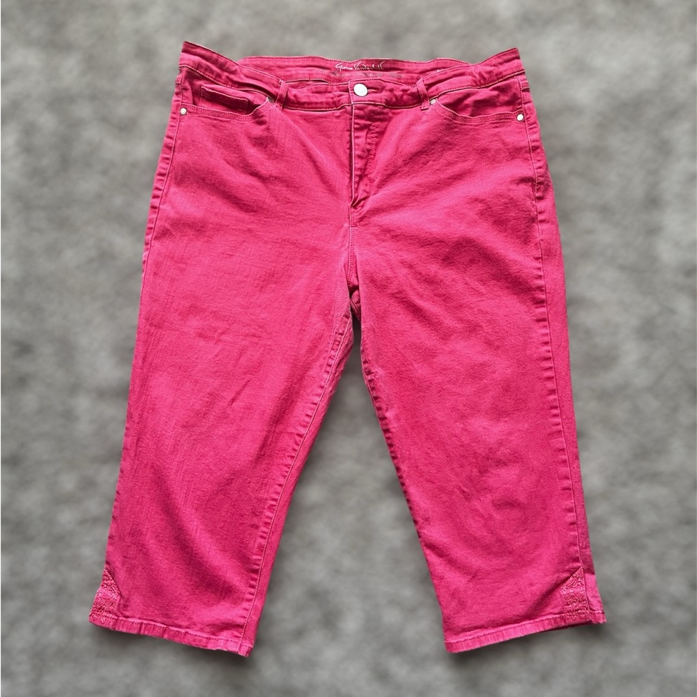 Gloria Vanderbilt Jordyn Embellished Capris